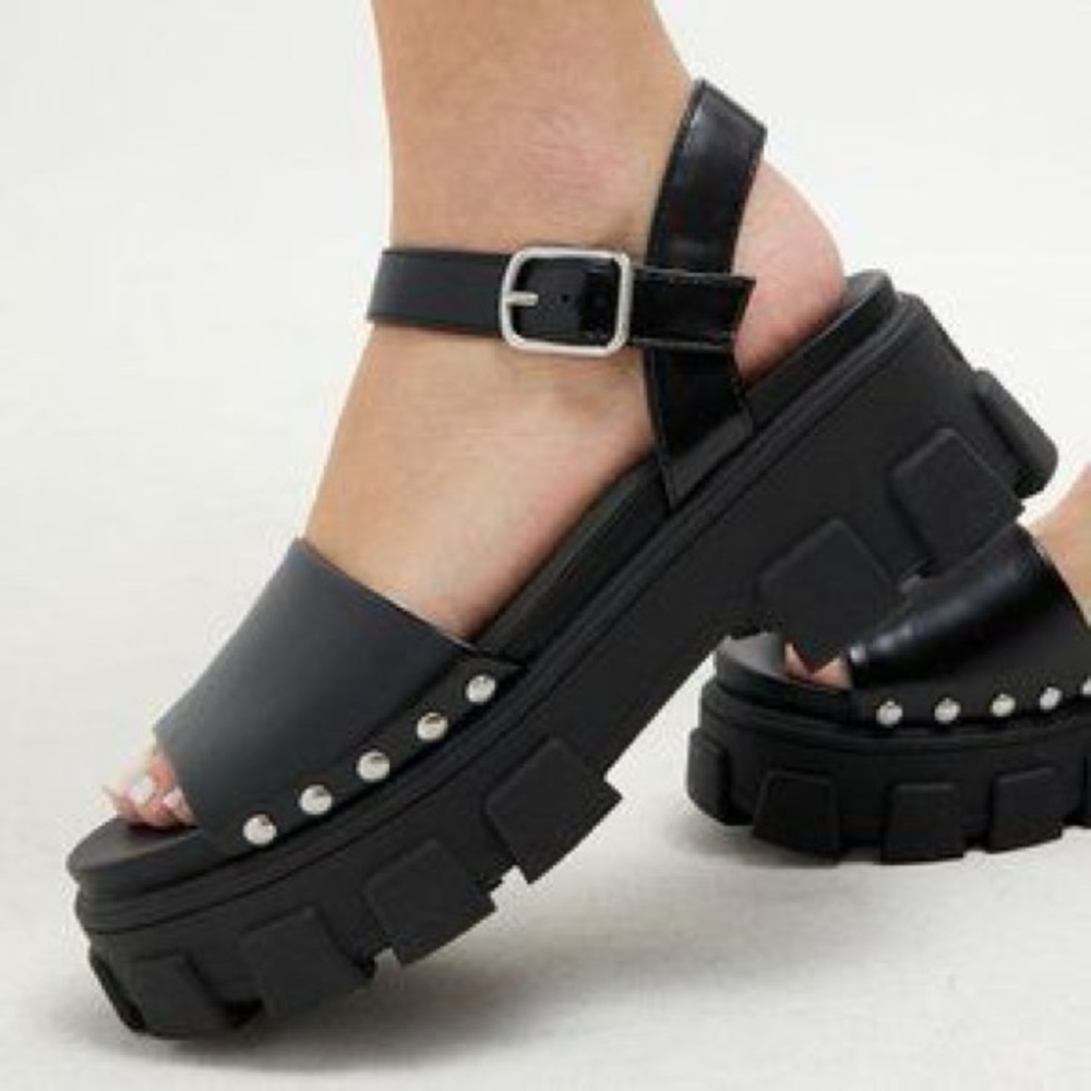 Circus by Sam Edelman Sandals
